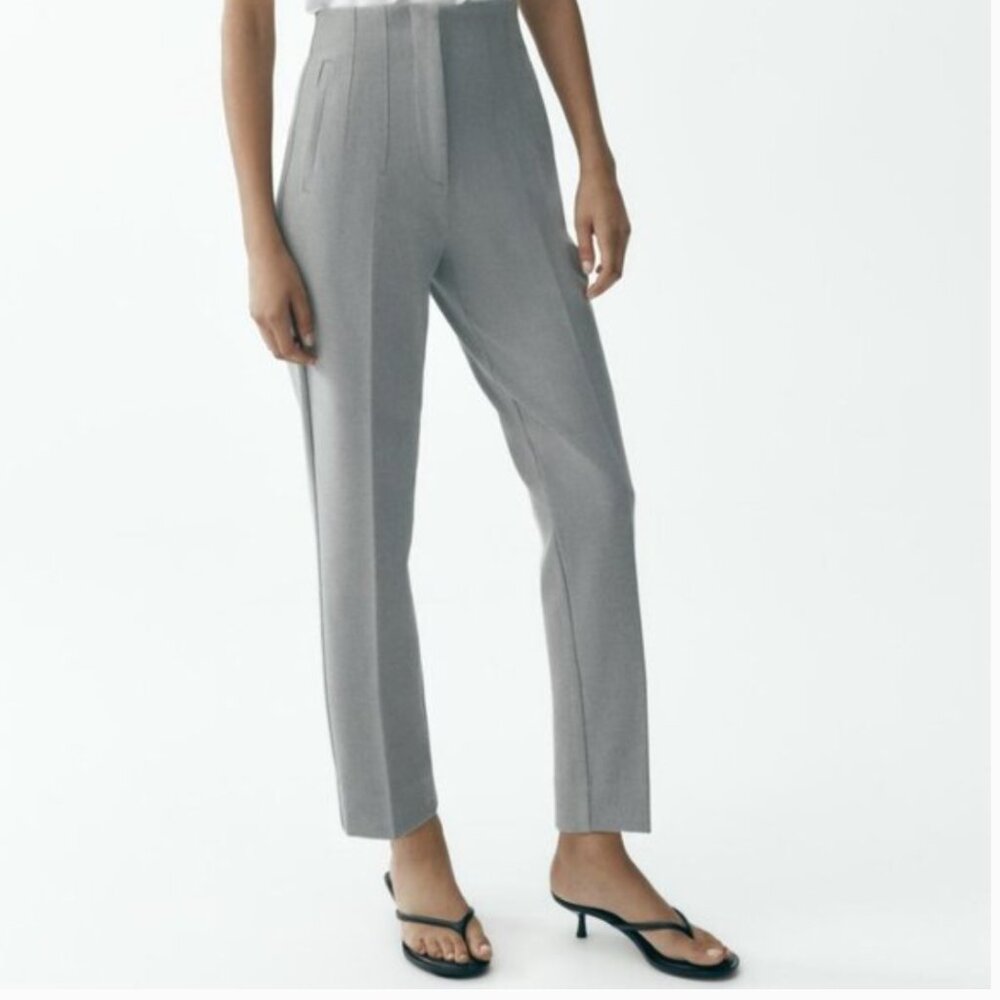 Gray Pleated High-Waist Pant